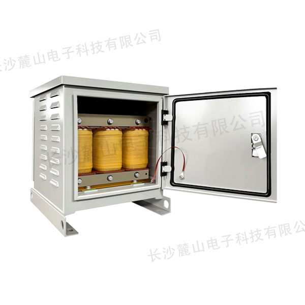 交錯式排列時，繞組的漏磁通及產(chǎn)生的電磁力如何分布?